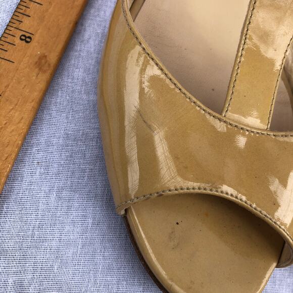 Jimmy Choo Shoes Tan Patent Leather T Strap Wedge Sandal Made in Italy Flawed 39 - Picture 11 of 14